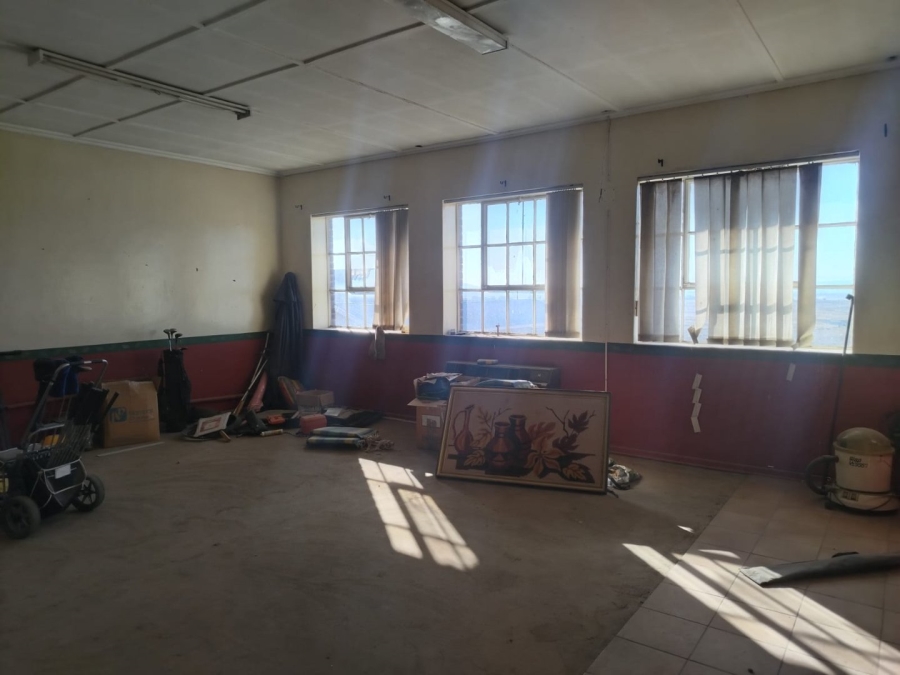  Bedroom Property for Sale in Ladybrand Free State